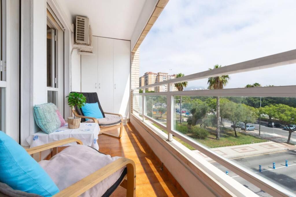 Playa Huelin Apartamento Apartment Málaga Exterior foto